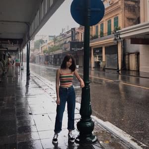 Meet your Posher, Tram